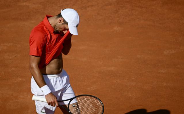 bob半岛体育-德约罗马惨遭横扫出局 头被砸后果比想象中严重？